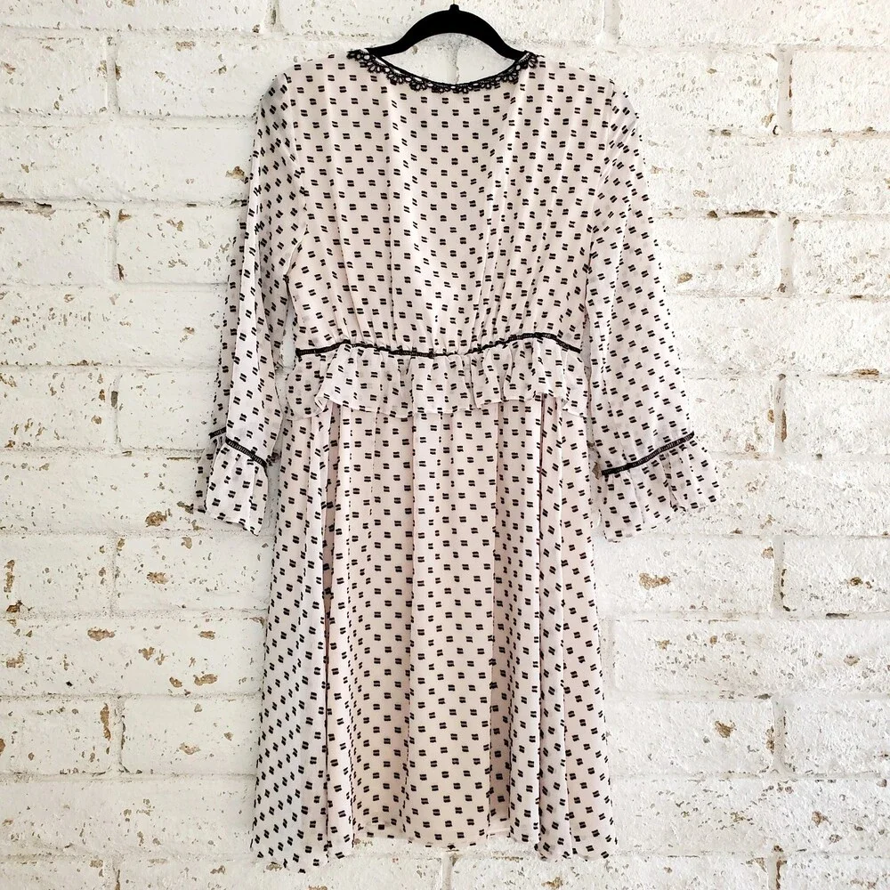 Max Studio Polka Dot Peplum V Neck Ruffle Dress Lace Trim Elastic Waist Sz L - Picture 2 of 13